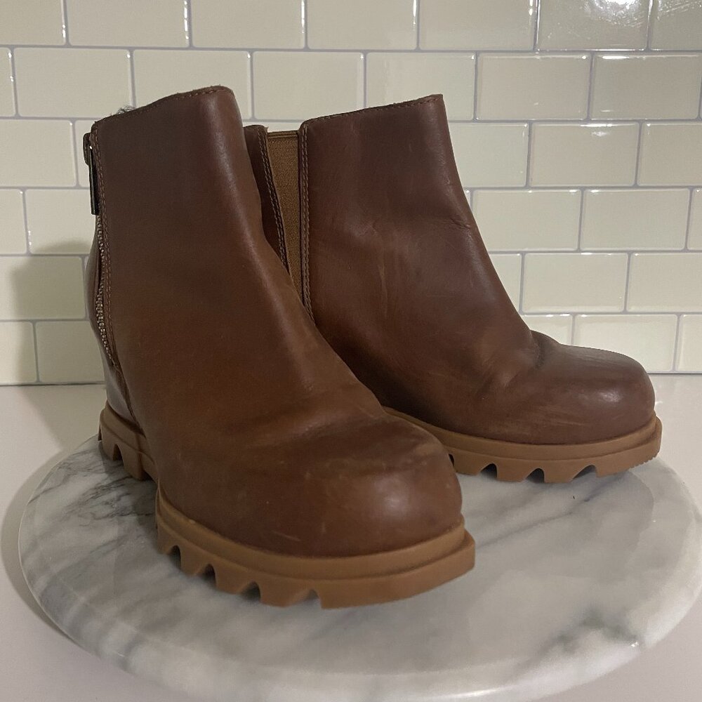 Sorel, Brown leather Joan Of Arctic Wedge III Zip Boot - Women's 5.5